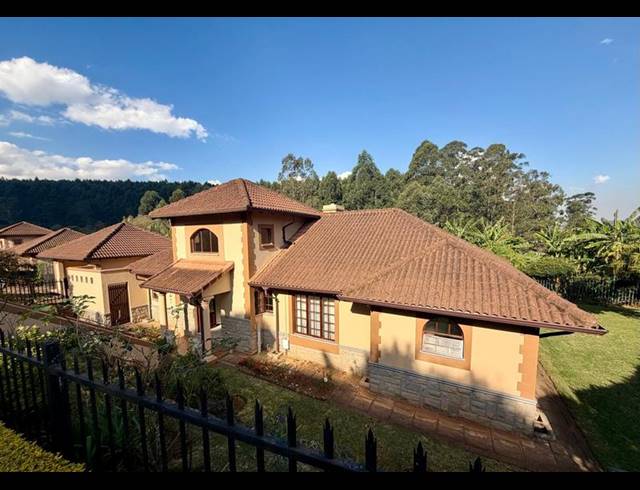 3 BEDROOM TOWNHOUSE FOR SALE IN FERNCLIFFE